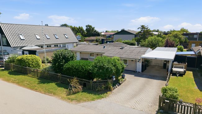Karlstrupvej 95, 2680 Solrød Strand