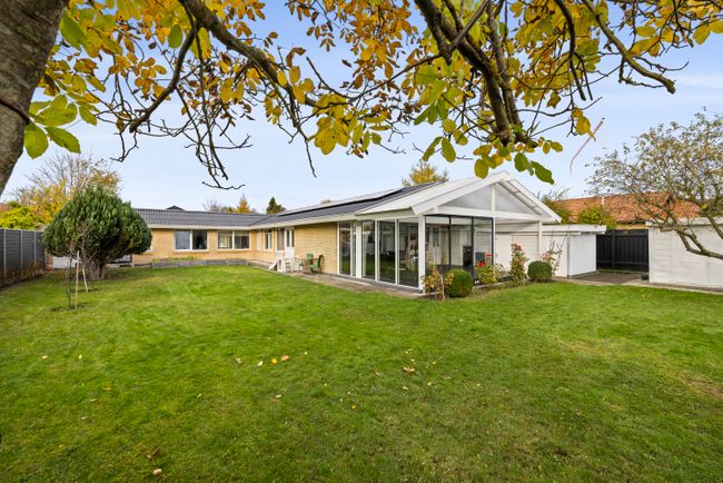 Hyttebovej 11, 2660 Brøndby Strand